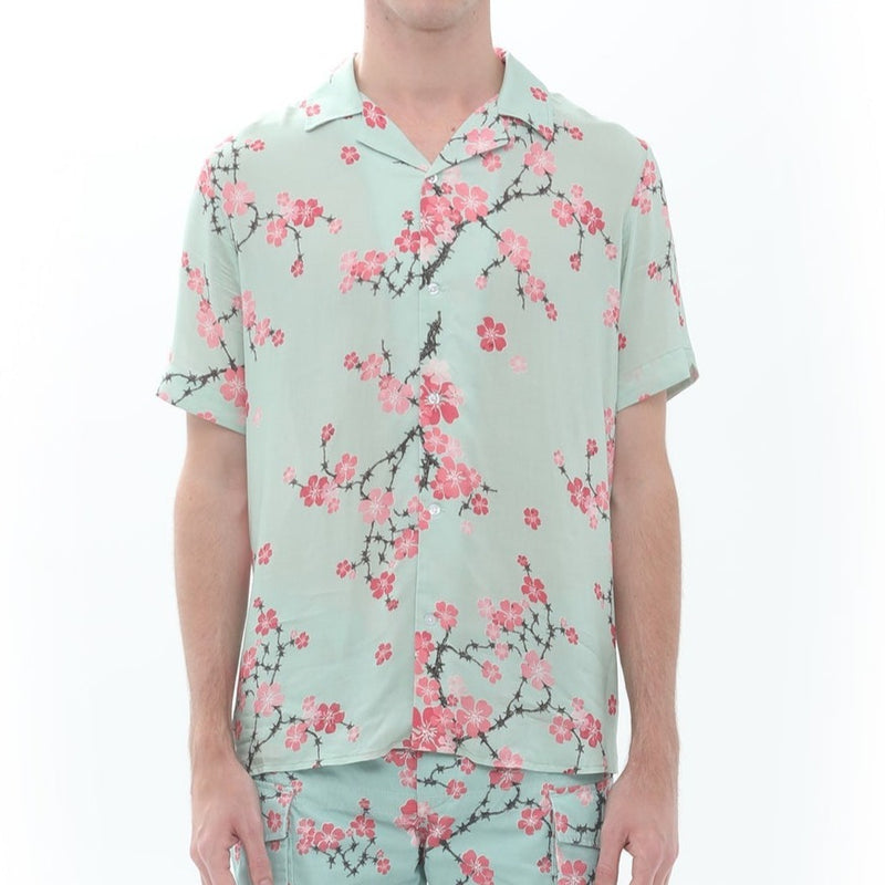 CULT OF INDIVIDUALITY - CAMP SHORT SLEEVE WOVEN - CHERRY BLOOSOM