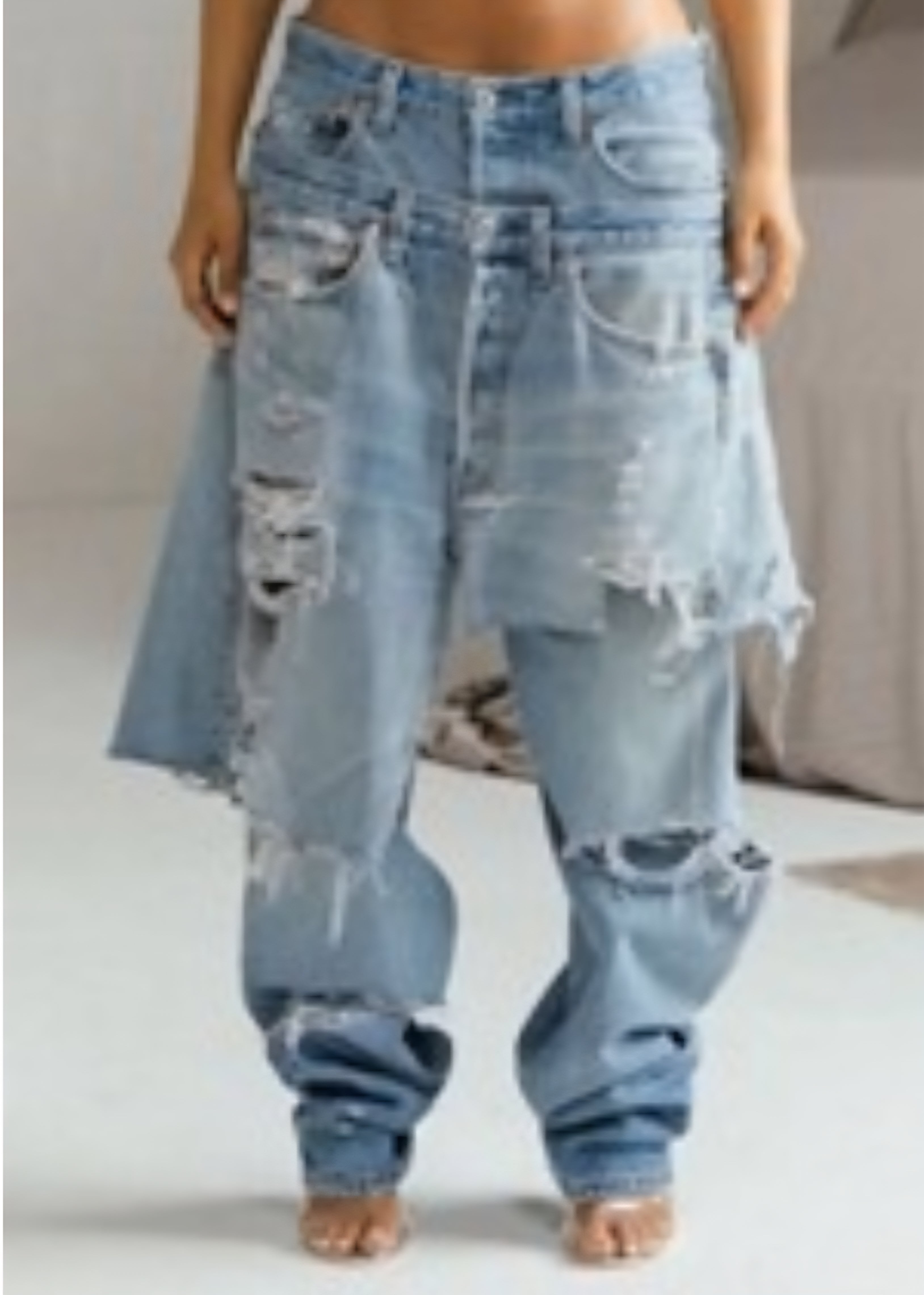 WOMEN'S COLLECTION - BAGGY POCKETS JEANS - LIGHT WASH
