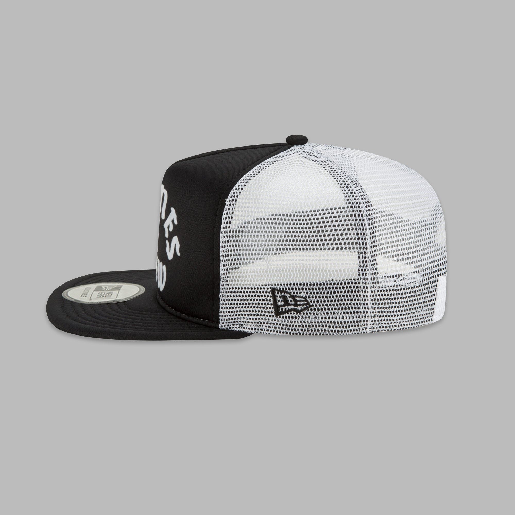 Paper Planes - Planes Crew Trucker Two Tone Old School Snapback (black/white)